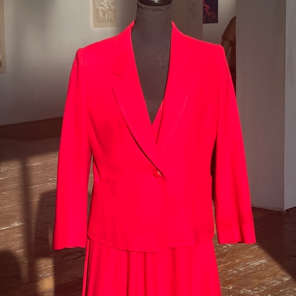 red 3pc vintage wool circle skirt set/suit - Picture 4 of 16